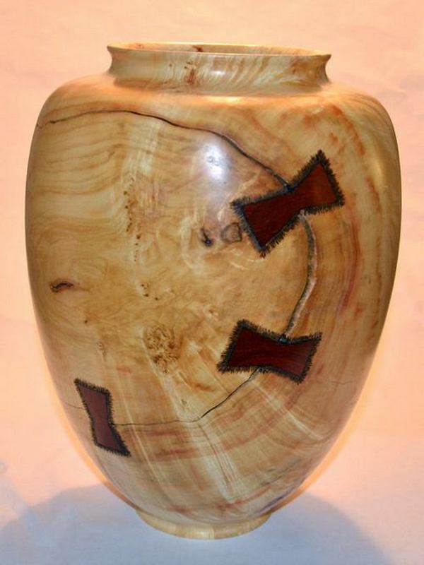 Manitoba Maple Vase with Pewas